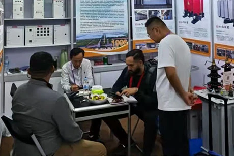 Huarui Electric Демонстрирует интеллектуальные энергетические решения на 138-й Кантонской ярмарке